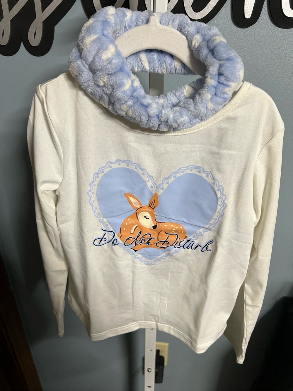 Do Not Disturb Heart Deer Graphic Girls Pajama Set Small 6-7 NWOT